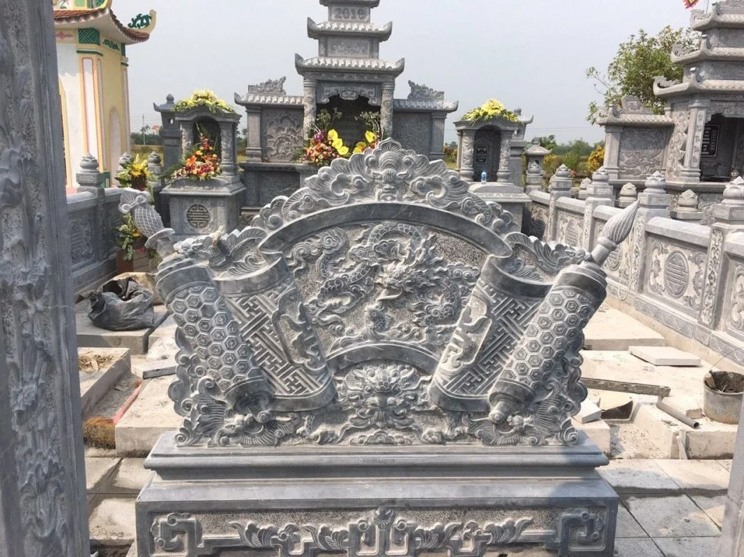 Phong Thủy Cuốn Thư Đá Trong Lăng Mộ: Ý Nghĩa Và Cách Đặt Đúng Chuẩn